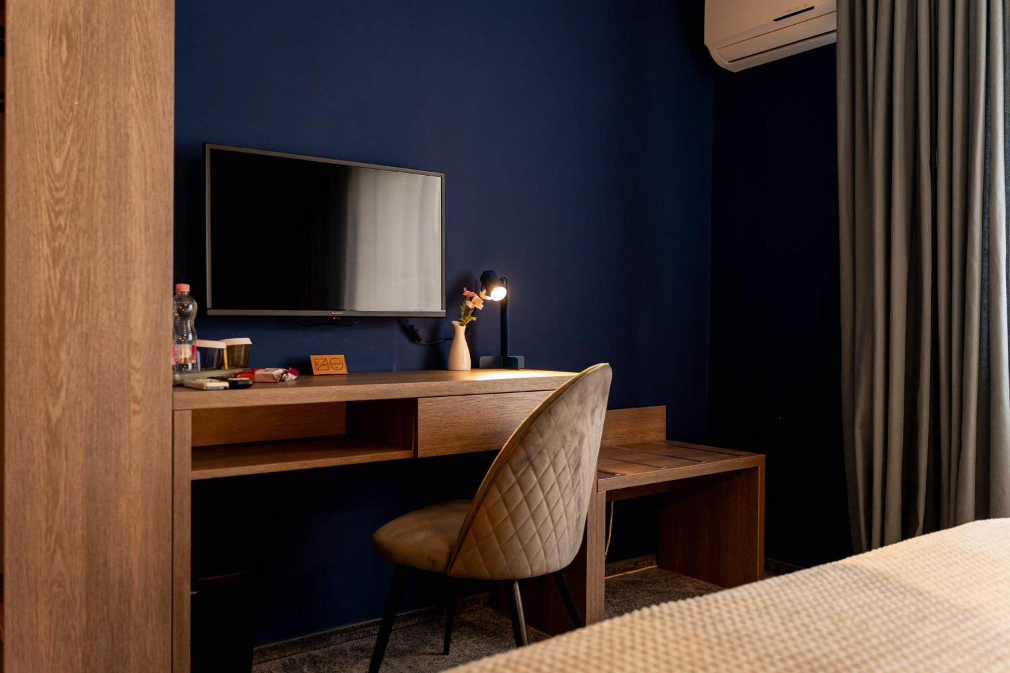 Hotel Coco Timisoara Esterno foto