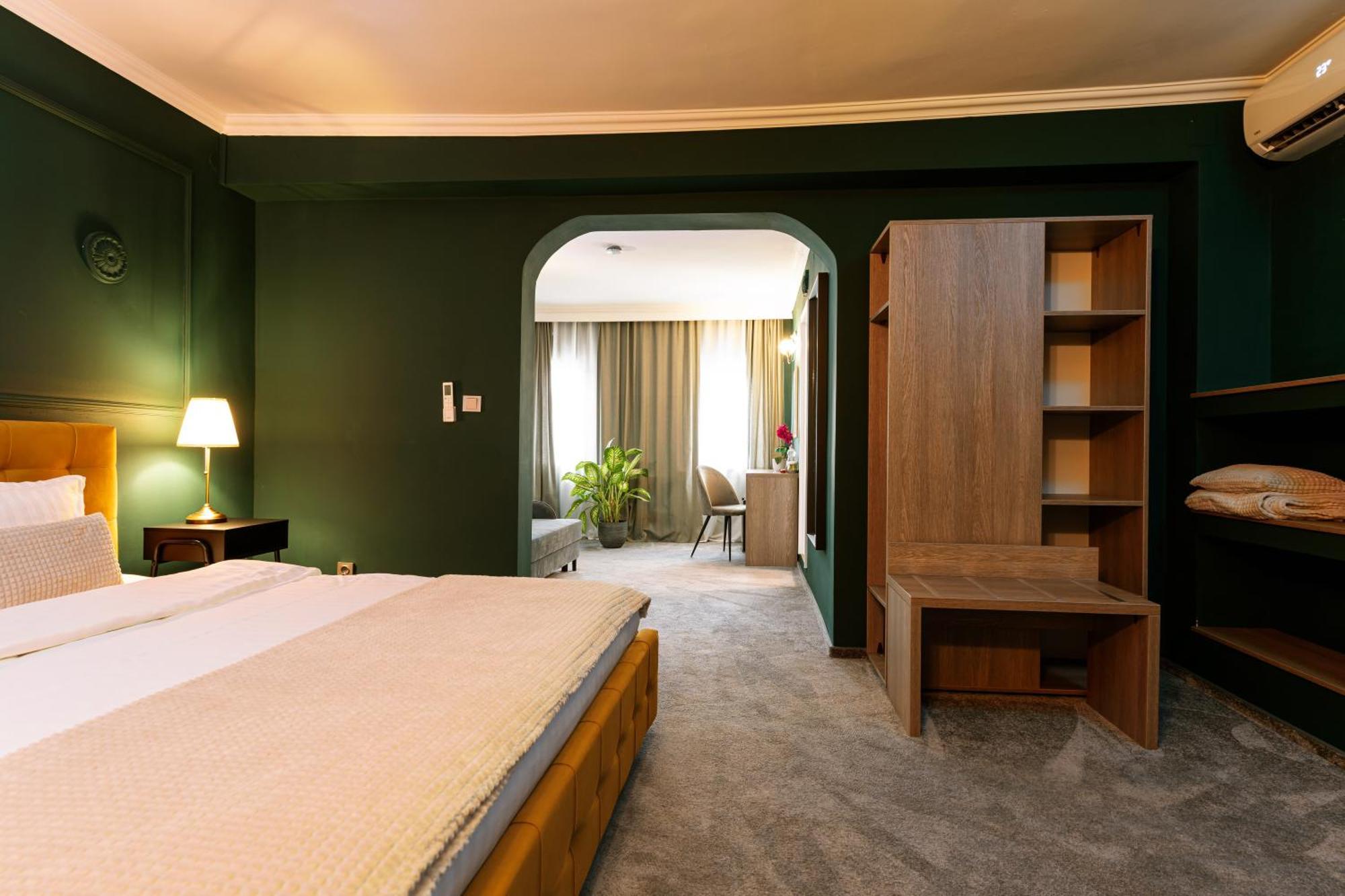 Hotel Coco Timisoara Esterno foto